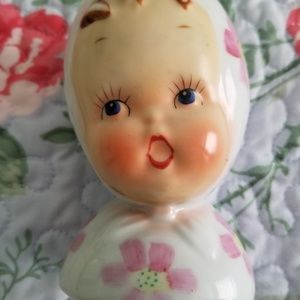 Head Vase Japan ships for 9.00